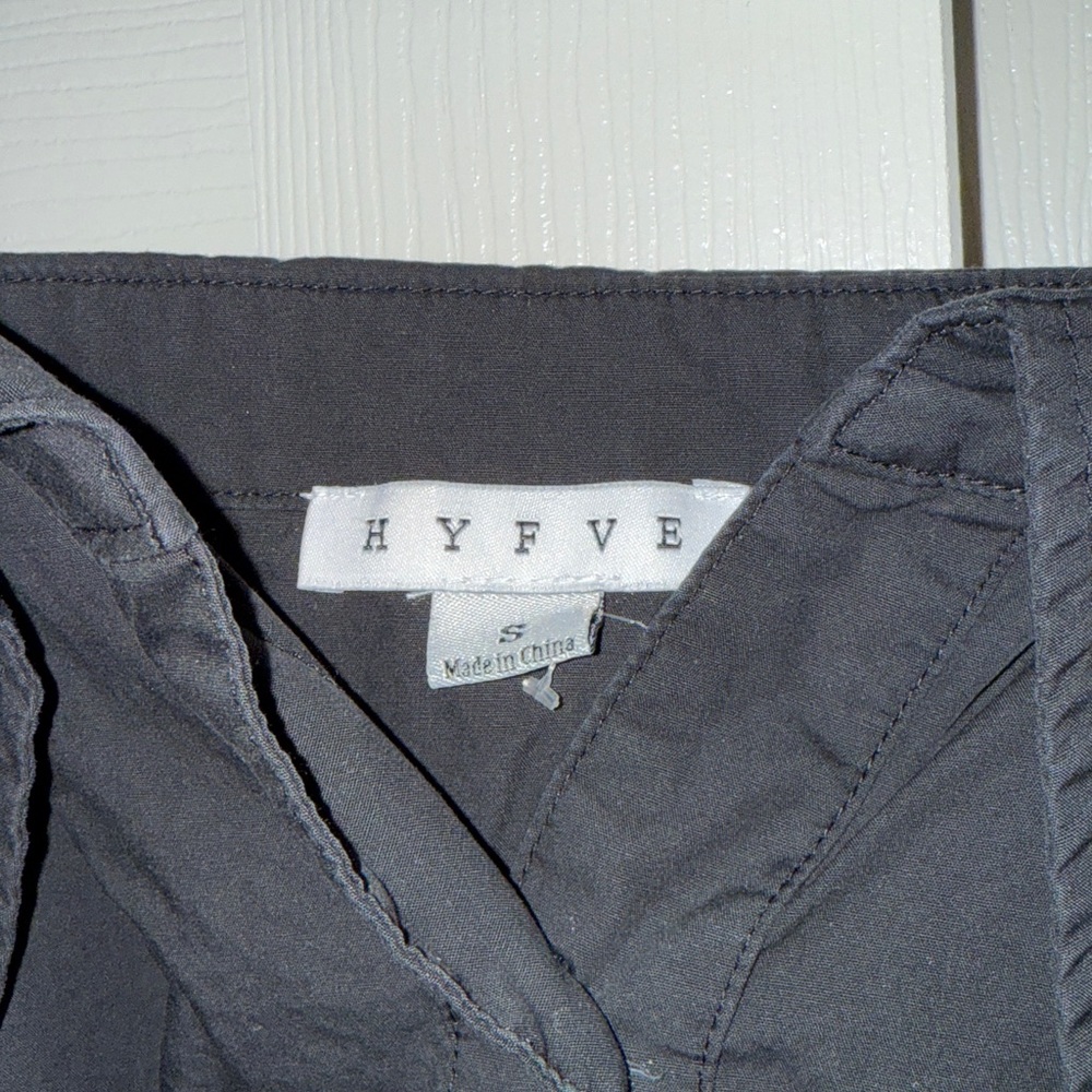 OFF THE SHOULDER CROP BUTTON UP SHIRT - Picture 3 of 3